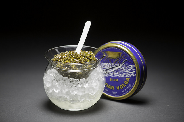 Zoom sur : Cyril de Lalagade, jeune héritier du caviar